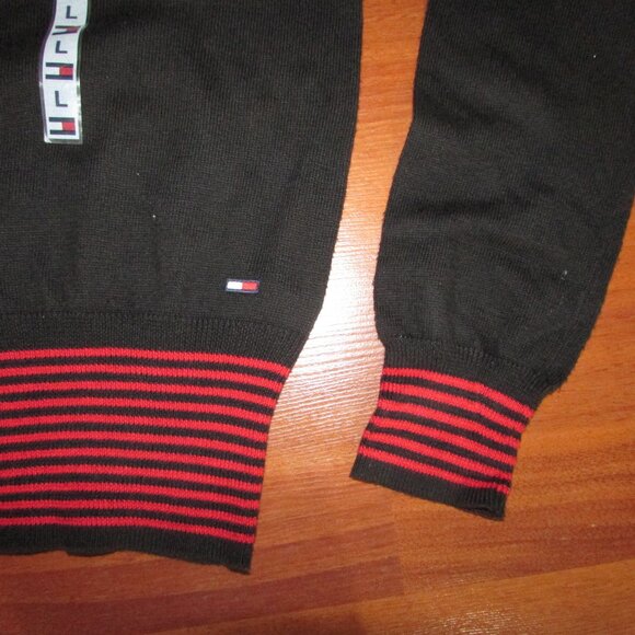 TOMMY HILFIGER Sexy Preppy Sweater - Large - NEW - Picture 3 of 8